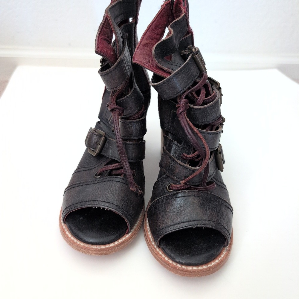 Freebird by Steven Braeden Black Burgundy Leather Buckle Cage Booties Womens 7 - Picture 6 of 10